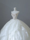 Bonnyshow Unique Ball Gown Strapless Tulle White Long Wedding Dresses Brides Dress S3814