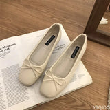 Bonnyshow  Ladies retro soft soled Shoes Round toe shallow mouth Flats Butterfly knot elegant bean shoes Durable comfortable lazy flat
