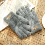 Bonnyshow Knitted Gloves Winter Warm Thick Screen Fur Gloves Solid Mittens for Mobile Phone Tablet Pad Women's Cashmere Wool Glove