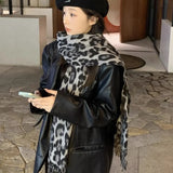 Bonnyshow Winter Leopard Print Warm Scarf Sweet Vintage Scarf Thickened Shawl Warm Neck Fashion Women's Shawls Travel Sunburn Protection