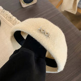 Bonnyshow Korean Woolen Berets for Women British Vintage Metal Label Girls Newsboy Cap Autumn Winter Warm Tweed Painter Caps