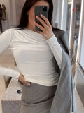 Bonnyshow Women's Basic Slim Fit T-Shirt Versatile O-Neck Pleated Long Sleeved Base Shirt  Fashionable Ladies Solid Color Top
