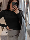 Bonnyshow Women's Basic Slim Fit T-Shirt Versatile O-Neck Pleated Long Sleeved Base Shirt  Fashionable Ladies Solid Color Top