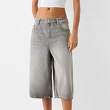 Bonnyshow  Women Long Baggy Jean Shorts Y2k Vintage Straight Leg Casual Knee Length Denim Bermuda Shorts Jorts with Pockets