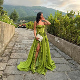 Bonnyshow Light Green Split Long Evening Dresses With Ruched Ruffles Trimmed Details Sweetheart Buttons Front Formal Dress